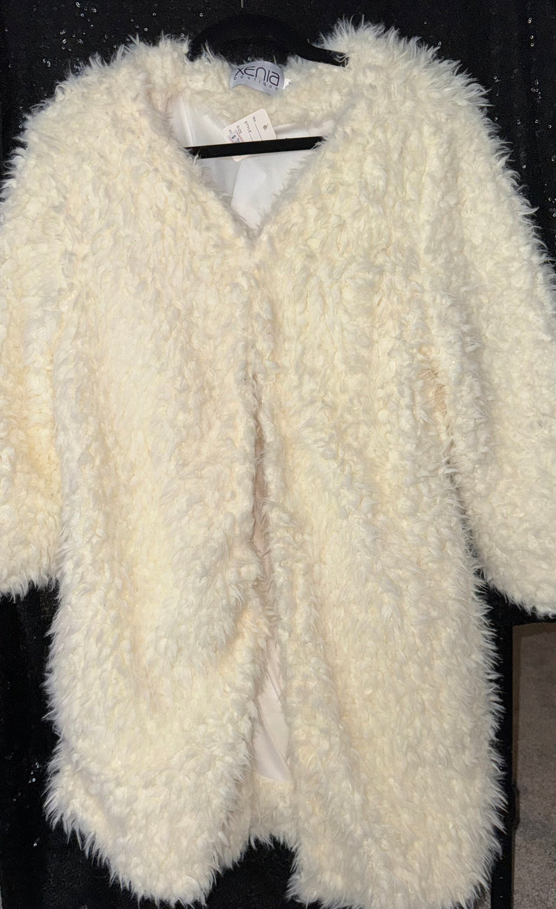 “SADIE” WHITE COAT