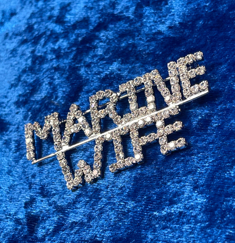 "MARINE WIFE" FASHION PIN